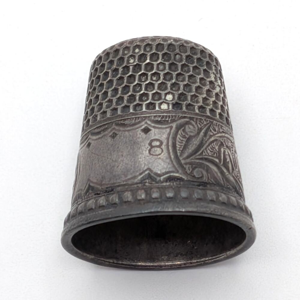 KETCHAM & MCDOUGALL Sterling Silver Thimble Size 8 Floral Embossed Antique READ